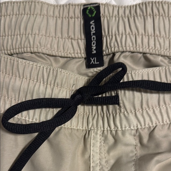 Volcom Beige Men's Hybrid Swim Board Shorts - in good condition - Picture 2 of 6